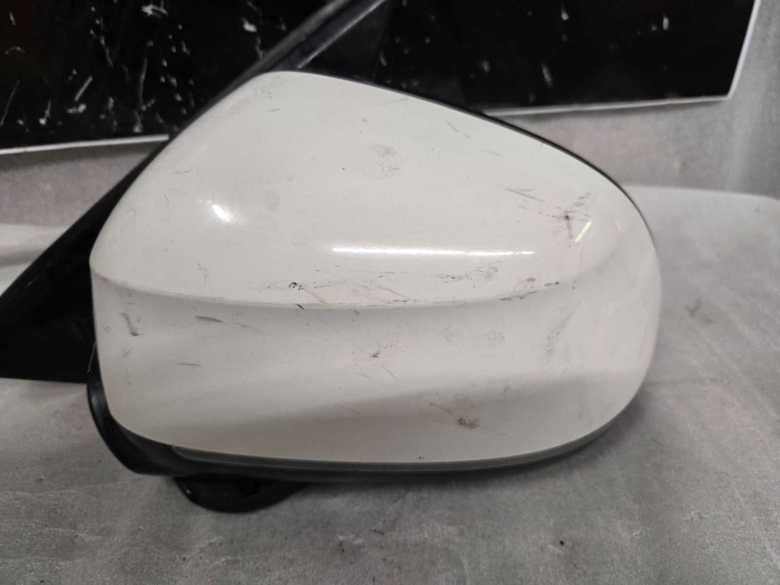 2014 - 2018 BMW X5 F15 FRONT LEFT LH DOOR EXTERIOR SIDE VIEW MIRROR OEM WHITE