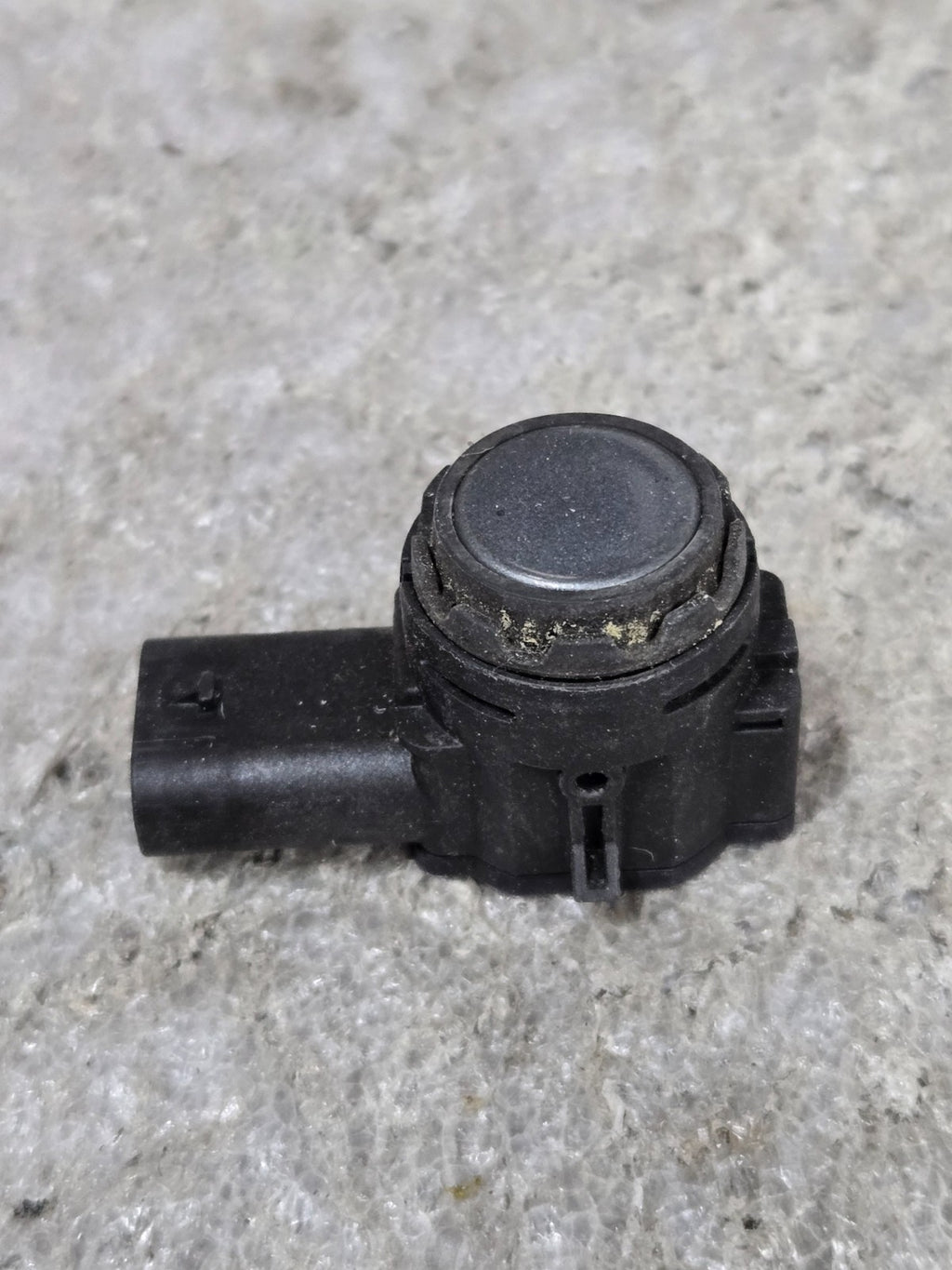 2021-2023 BMW 530i 540i M550i G30 REAR BUMPER PARKING PARK ASSIST PDC SENSOR OEM