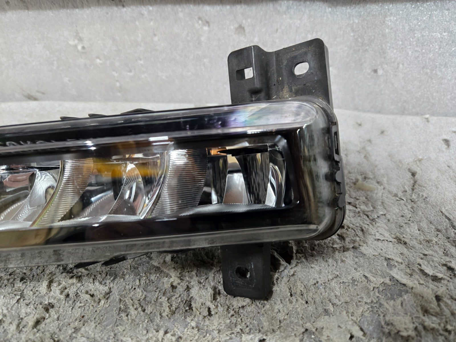 2019 2020 2021 2022 BMW X7 G07 LED FOG LIGHT LEFT LH DRIVER SIDE 63177471081 OEM
