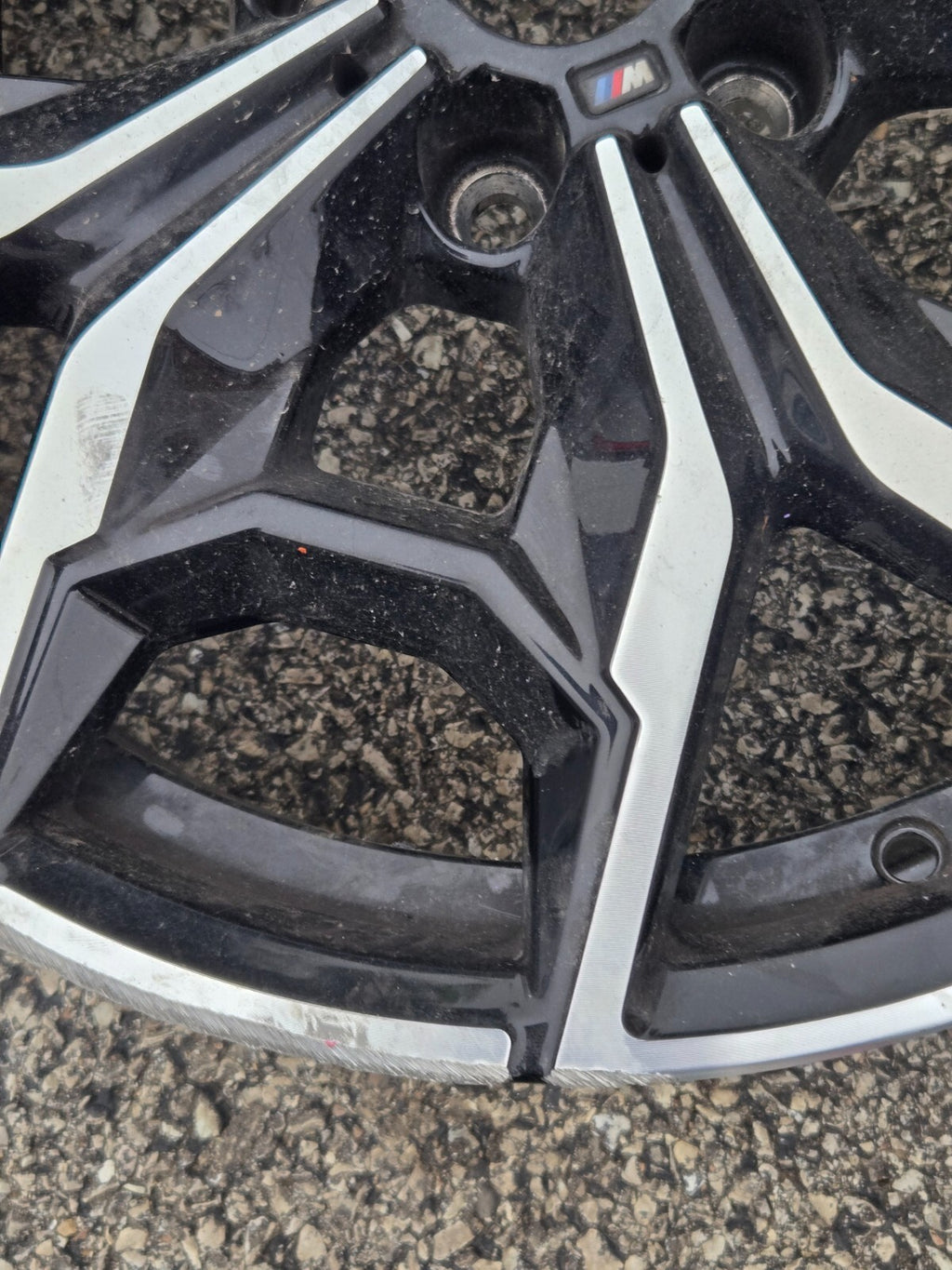 2023 - 2024 BMW X4 G02 OEM 19X7.5 M SERIES WHEEL RIM 7916263 *GOUGED/SCRAPED OEM