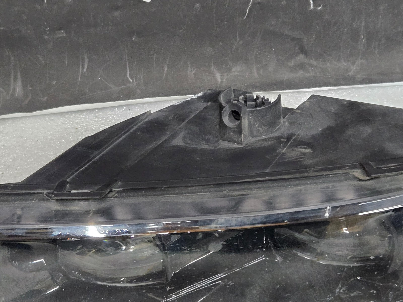 2017 - 2023 Jeep Grand Cherokee Dodge Durango RH LED Fog Light OEM 68275510AC