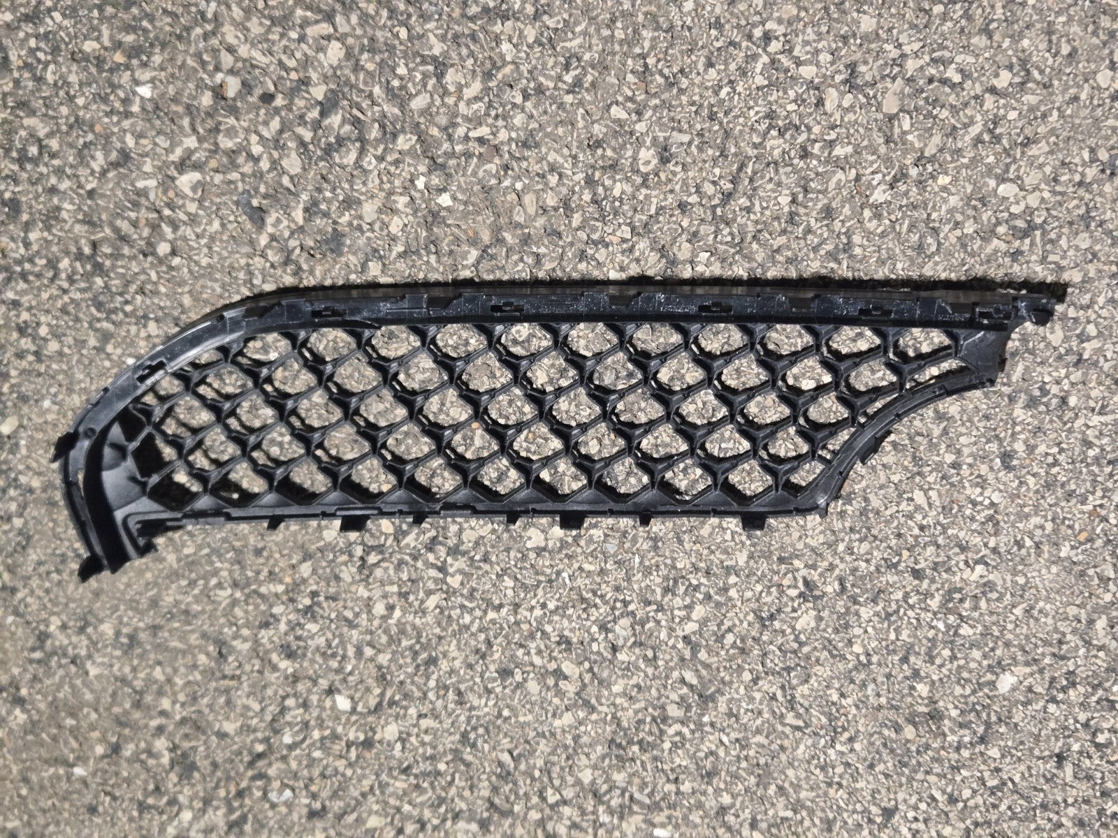 2020-2026 Mercedes-Benz GLE Protective Grille A1678883501 OEM RH