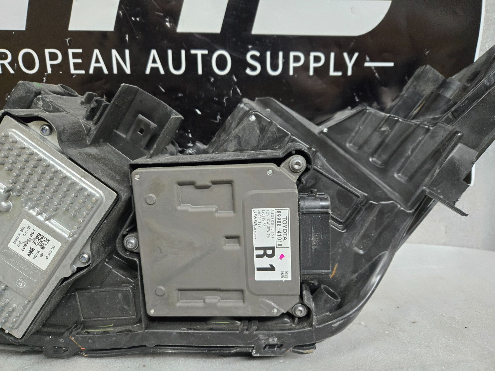 2019 - 2022 Toyota Avalon RH Right Passenger LED Headlight Dual Beam OEM