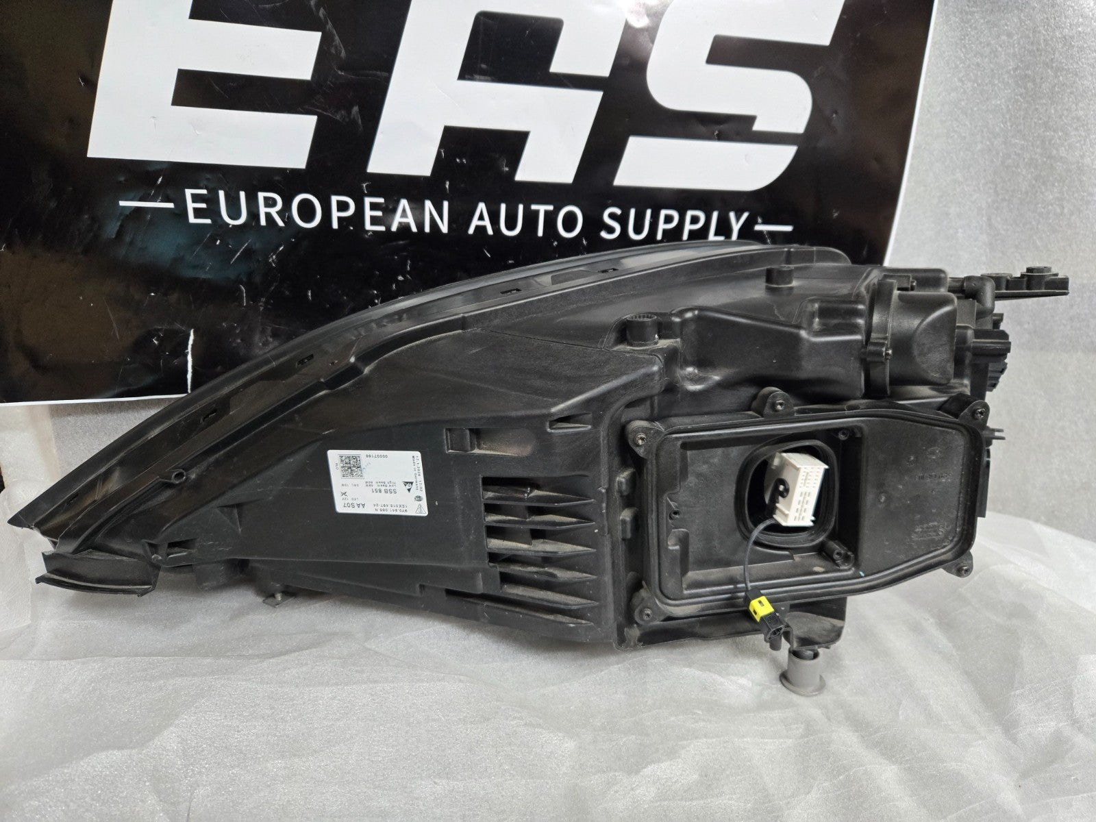 2024 2025 Porsche Cayenne Turbo Right RH Passenger Side Full LED Headlight OEM
