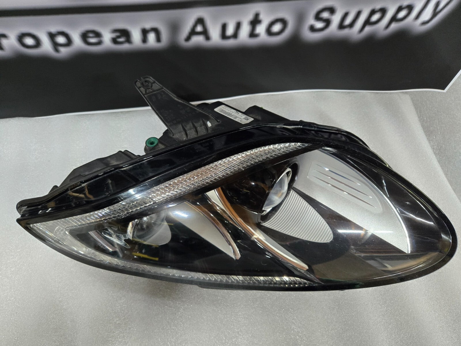 2012-2015 Jaguar XK XKR Right Passenger RH Xenon HID W/ LED Headlight OEM