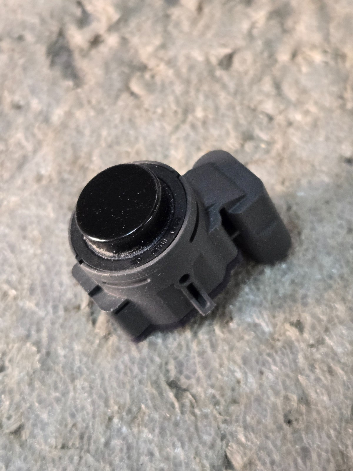Land Rover Defender Discovery Range Rover Evoque Velar OEM Park Sensor LR140873