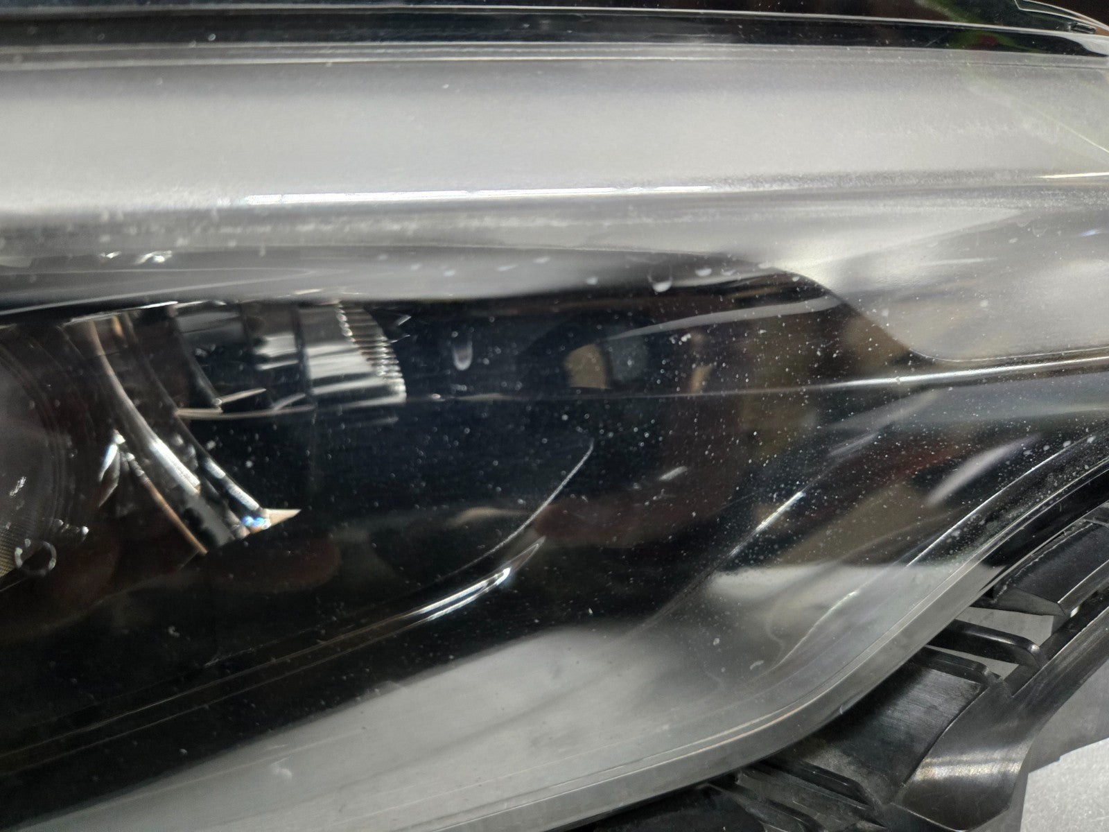 2019–2023 JEEP CHEROKEE RIGHT RH PASSENGER SIDE LED HEADLIGHT OEM P68275944AG