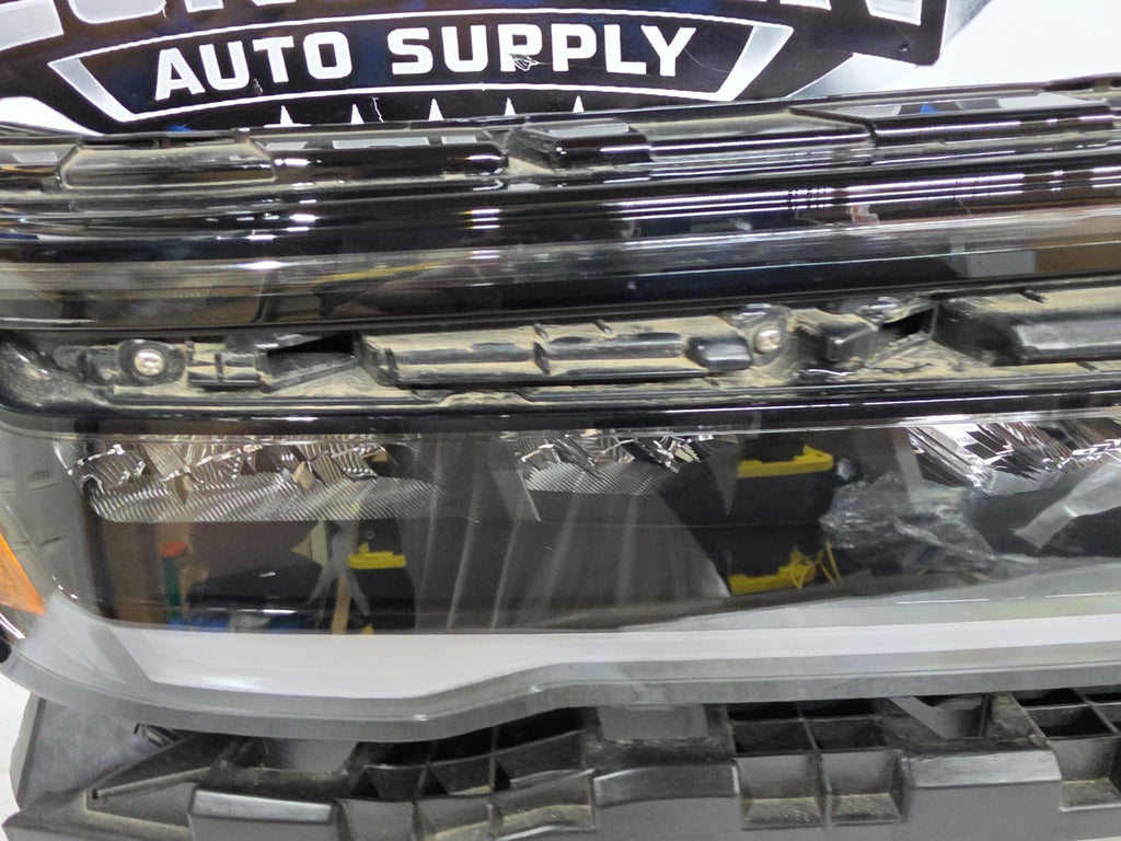 2023-2025 Honda Pilot Right Passenger RH LED Headlight Genuine OEM 33100-T90-A01