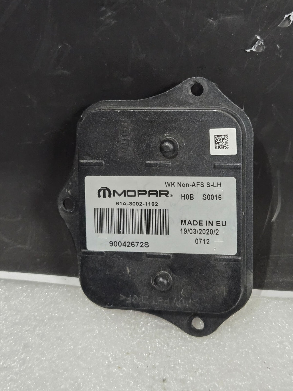 2016-2020 Jeep Grand Cherokee LH HID Headlight Leveling Module 61A30021182 OEM