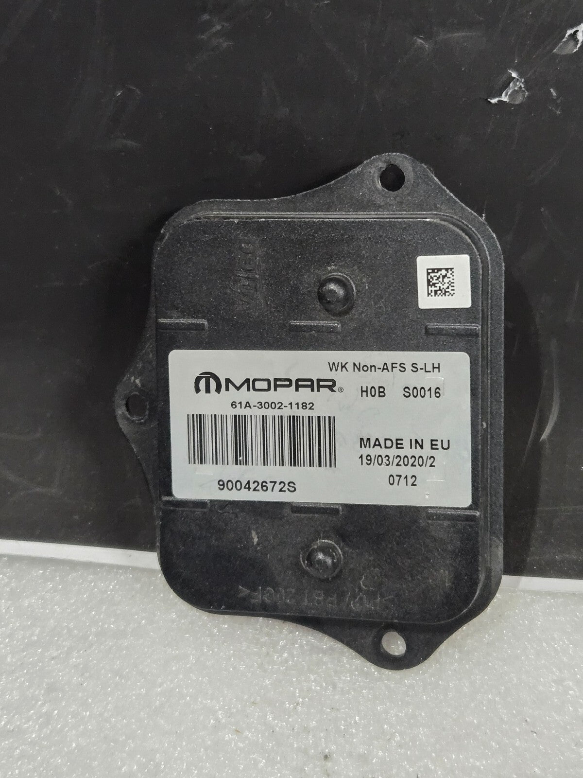 2016-2020 Jeep Grand Cherokee LH HID Headlight Leveling Module 61A30021182 OEM