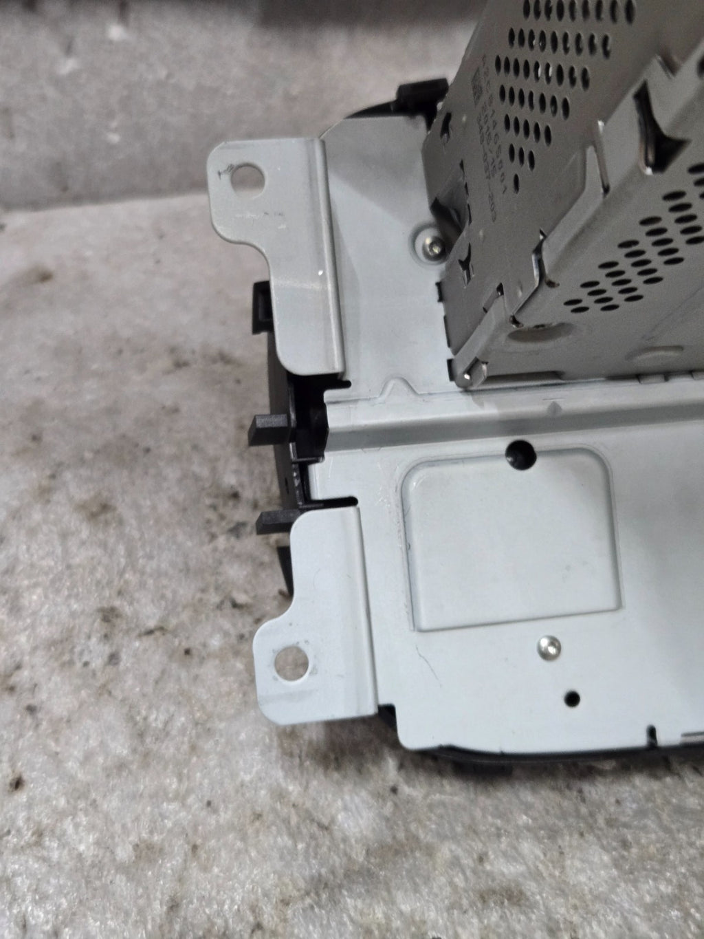 Genuine Mopar Radio Multi Media 2016-2018 Fiat OEM 6RT61LXHAA 0735672360
