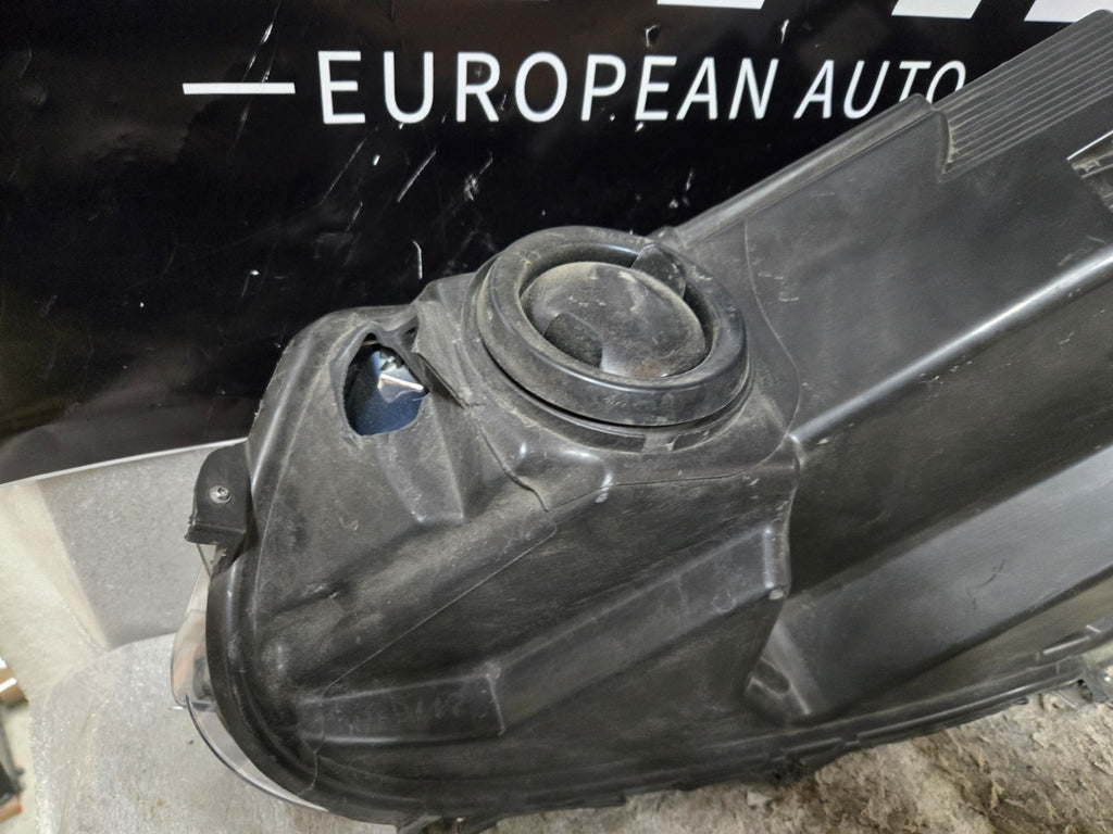 2020 2021 2022 Ford Escape Halogen Headlight Head Light Right OEM LJ6B-13W029-AH