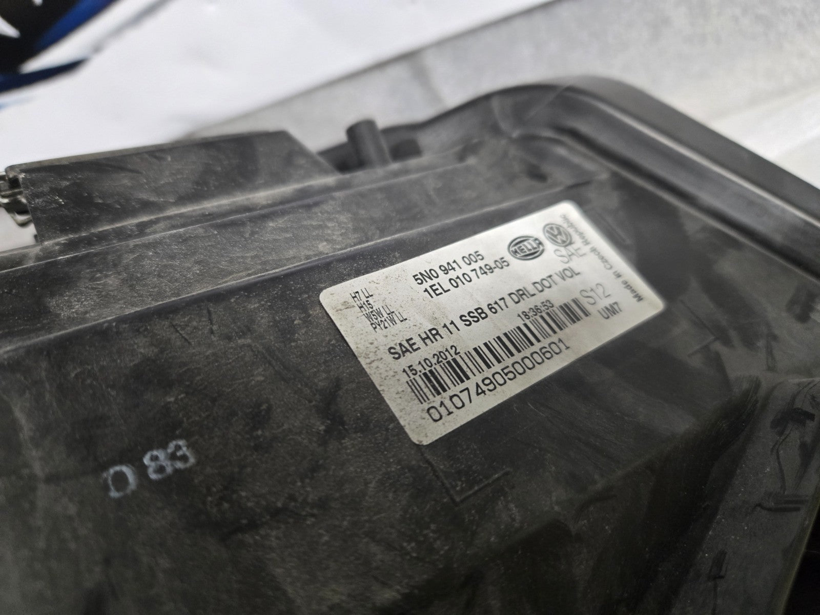 2012-2018 Volkswagen Tiguan Left LH Driver Side Halogen Headlight 5N0941005 OEM
