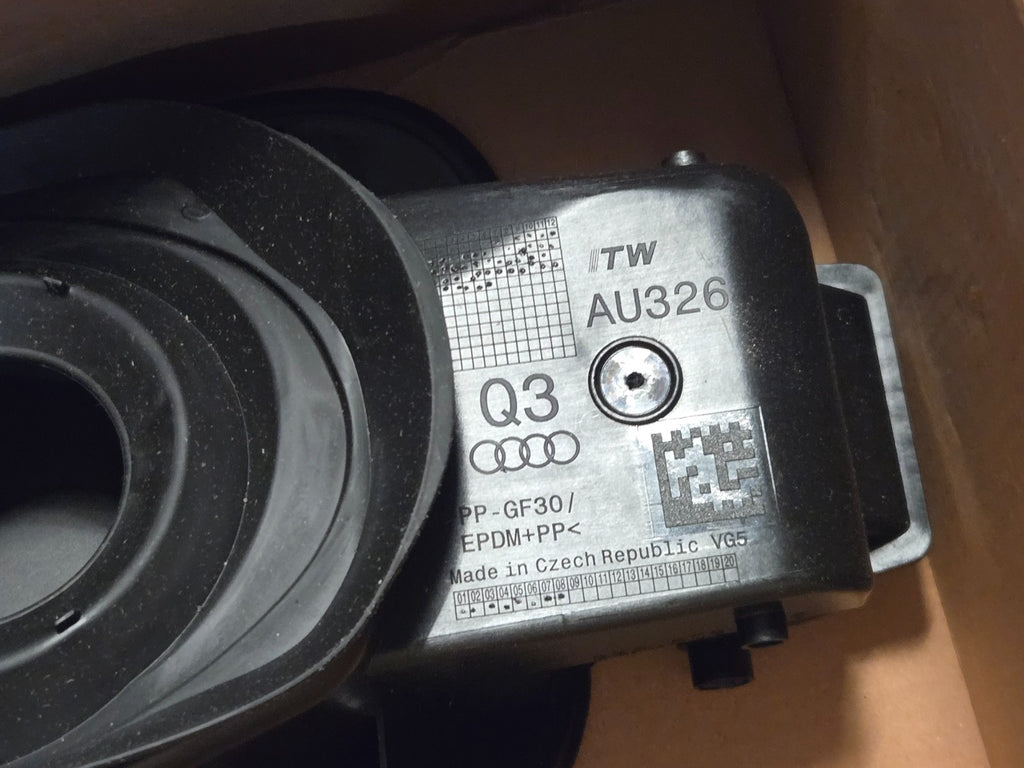 2019 2020 2021 2022 2023 AUDI Q3 FUEL POCKET DOOR INSERT 83A809906 OEM