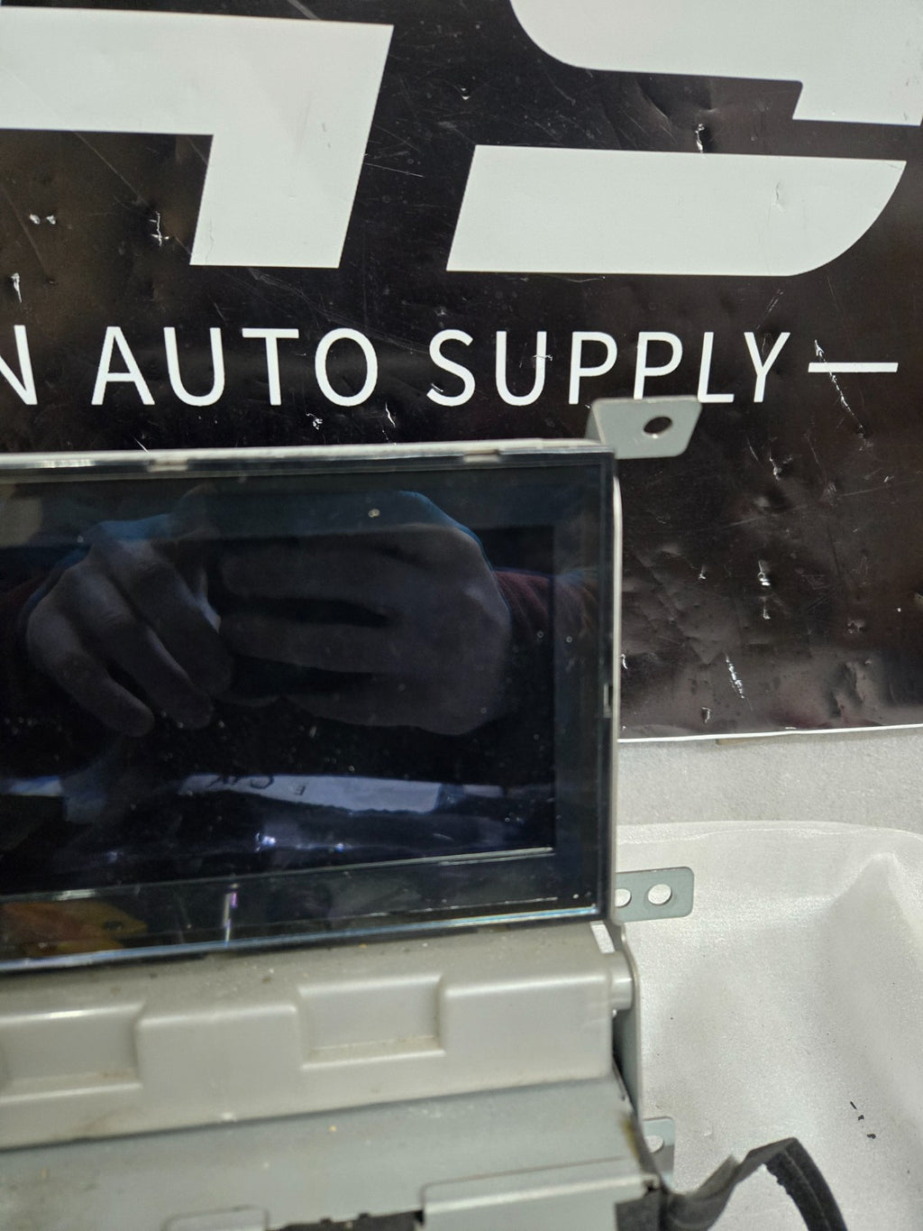 2006 - 2008 Infiniti FX35 Radio Display Information Navigation Screen PN-2548N
