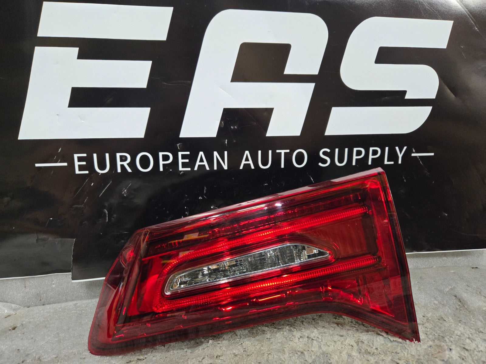 2017-2020 ACURA MDX Right RH Taillight Liftgate Mounted OEM 34150-TZ5-H02