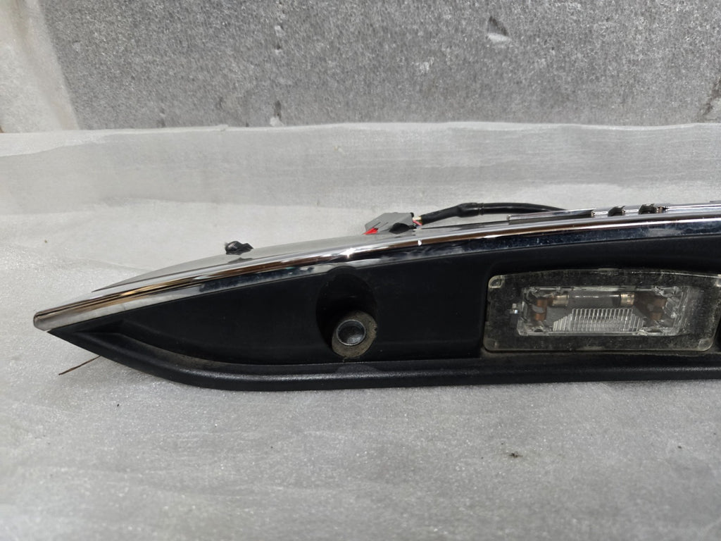 2014-2017 Maserati Ghibli Trunk Deck Lid Cover w/Camera 670010759 OEM 178269