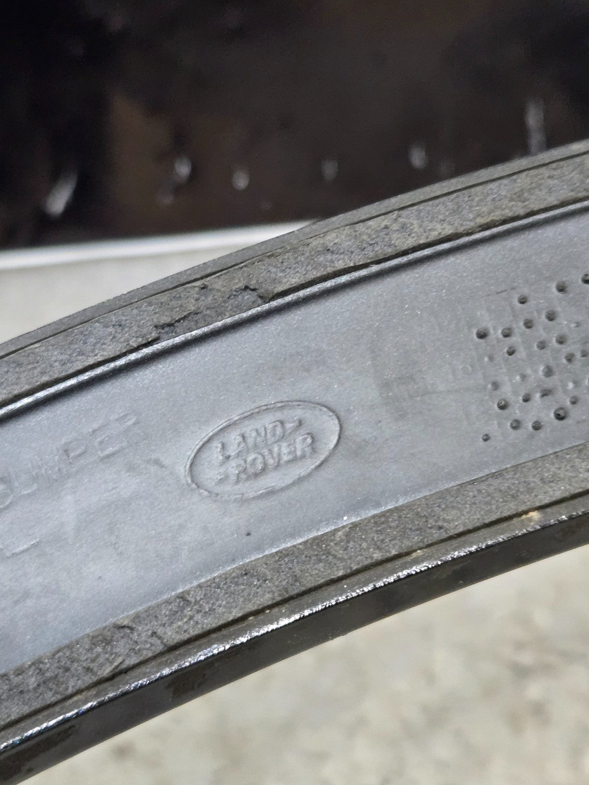 2014 - 2017 Range Rover Sport Rear Left Driver Side Wheel Arch Trim Molding OEM