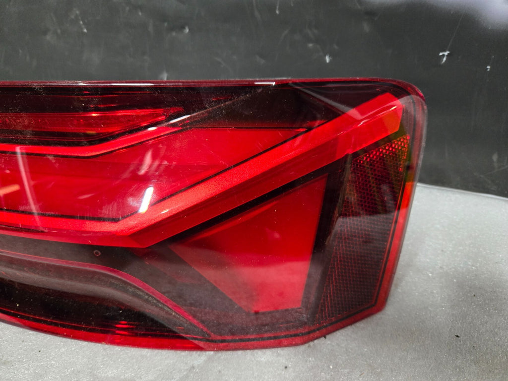 2020 - 2024 AUDI A5 S5 RS5 RIGHT RH PASSENGER LED TAIL LIGHT 8W6945092AB OEM