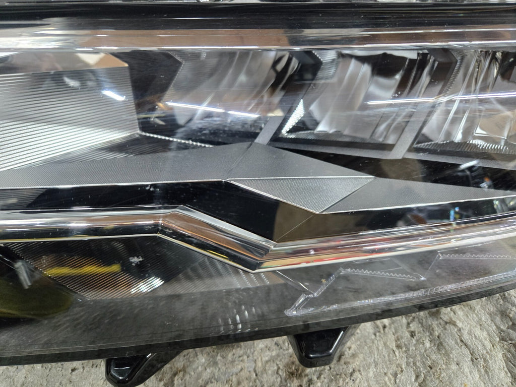 2019 2020 2021 2022 Volkswagen Jetta Left Drivers LED Headlight OEM 17A941035E