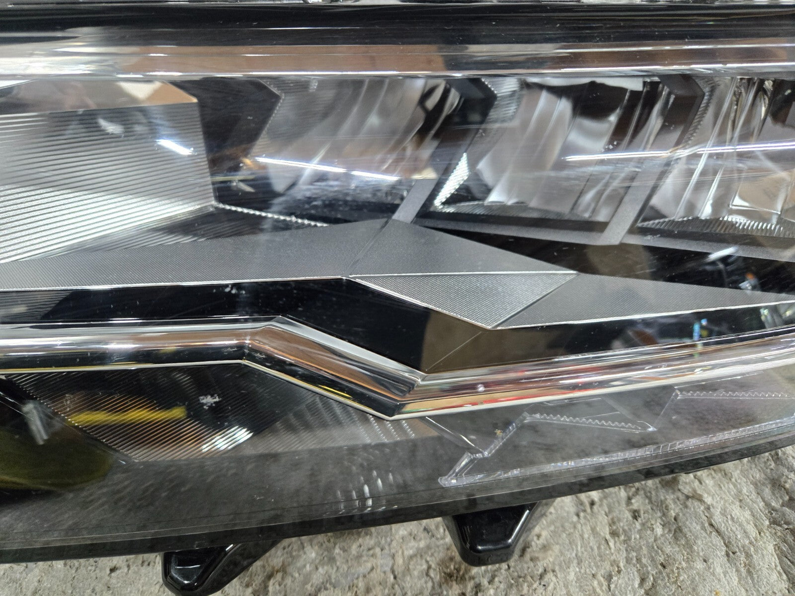 2019 2020 2021 2022 Volkswagen Jetta Left Drivers LED Headlight OEM 17A941035E