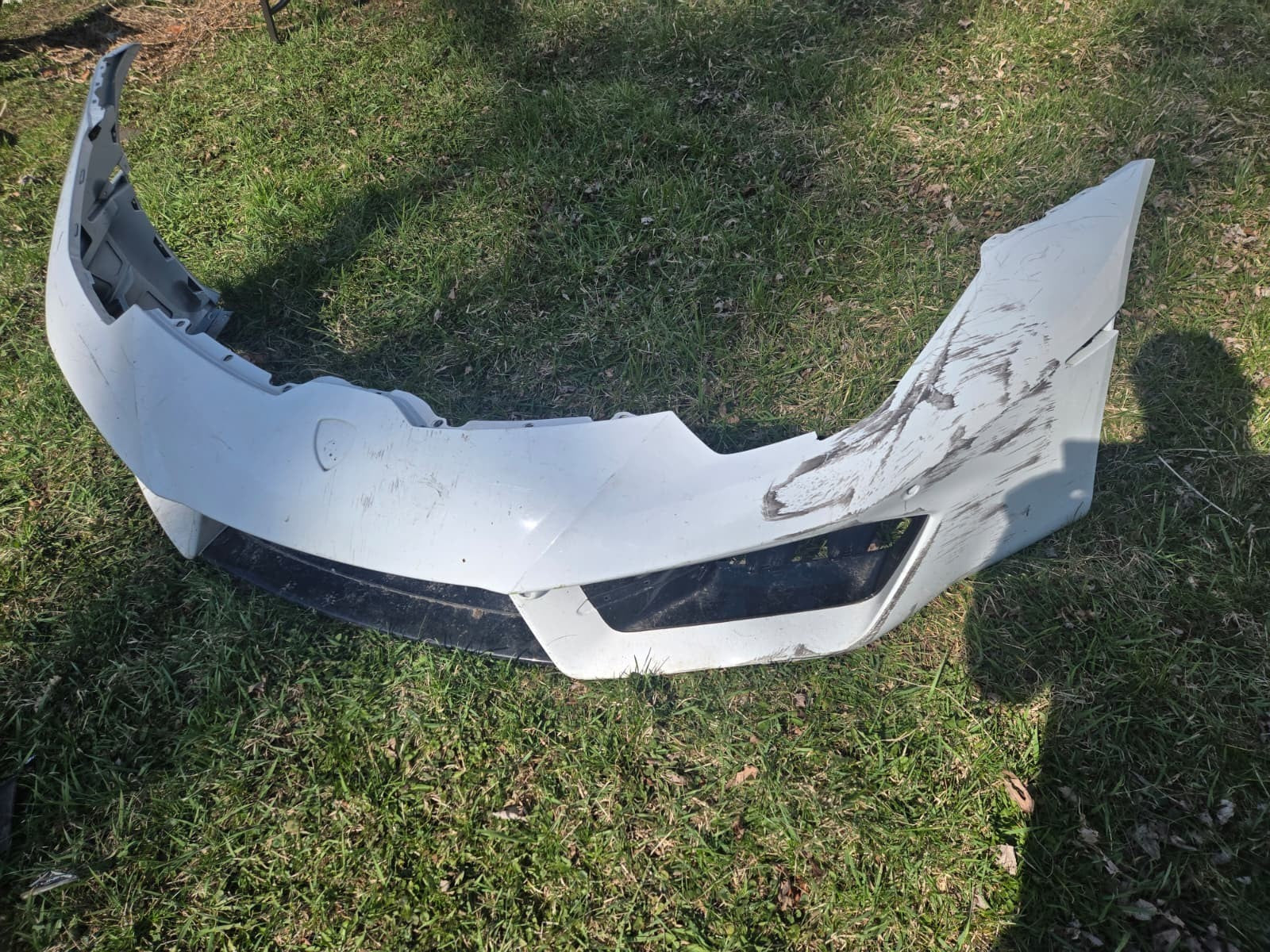 2015 2016 Lamborghini Huracan LP580 DAMAGED FRONT BUMPER COVER OEM 4T0807437G