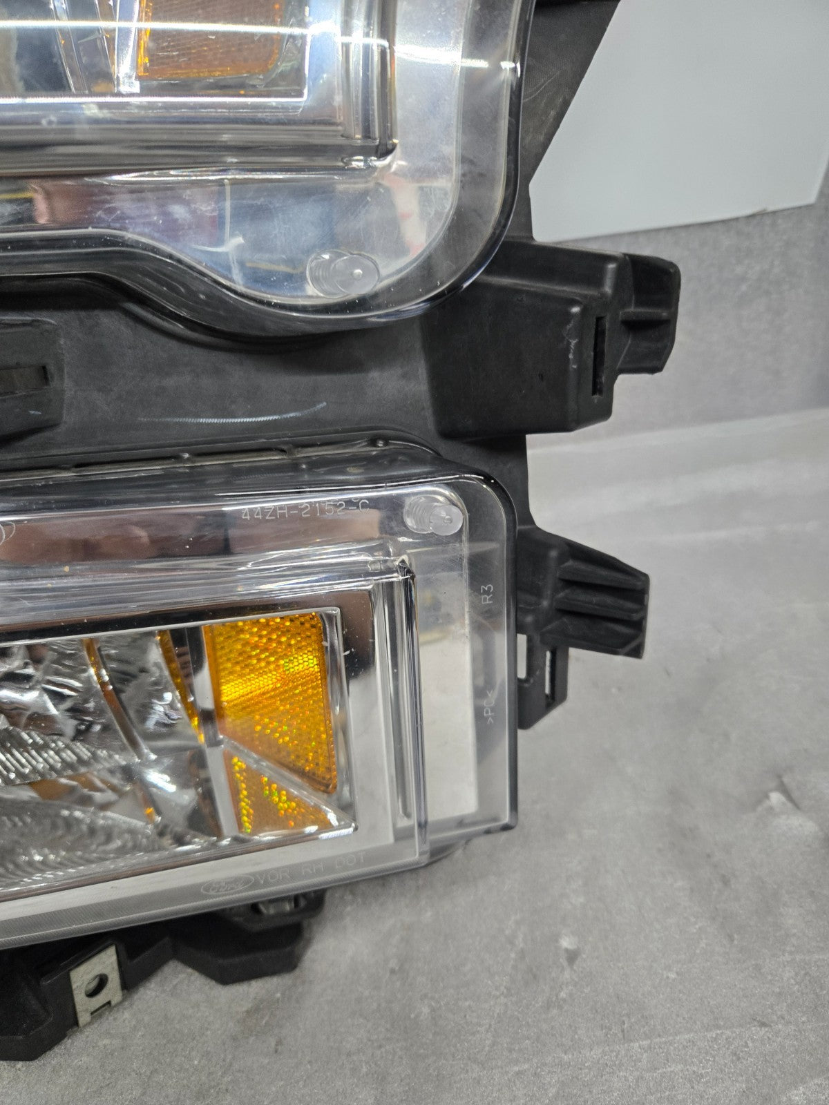 2015-2017 Ford F150 Right RH Passenger Headlight Assembly FL34-13005-AU OEM