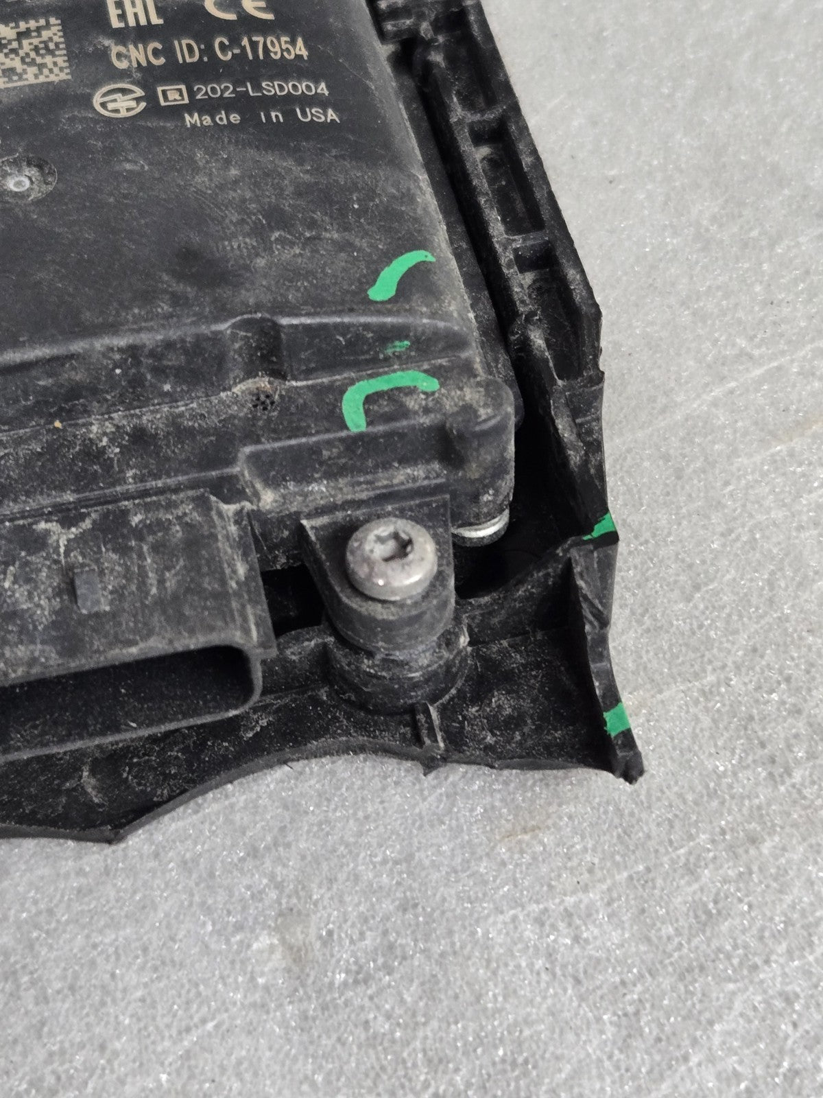 2017-2020 Nissan Rogue Left Blind Spot Sensor Radar Module 284K16FL0A OEM