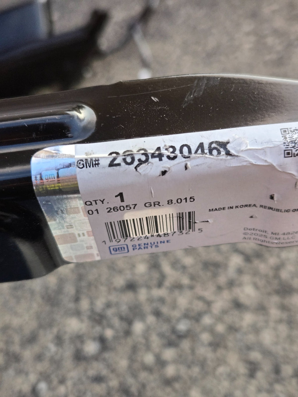 Genuine GM Hinge 26343046 NEW OEM