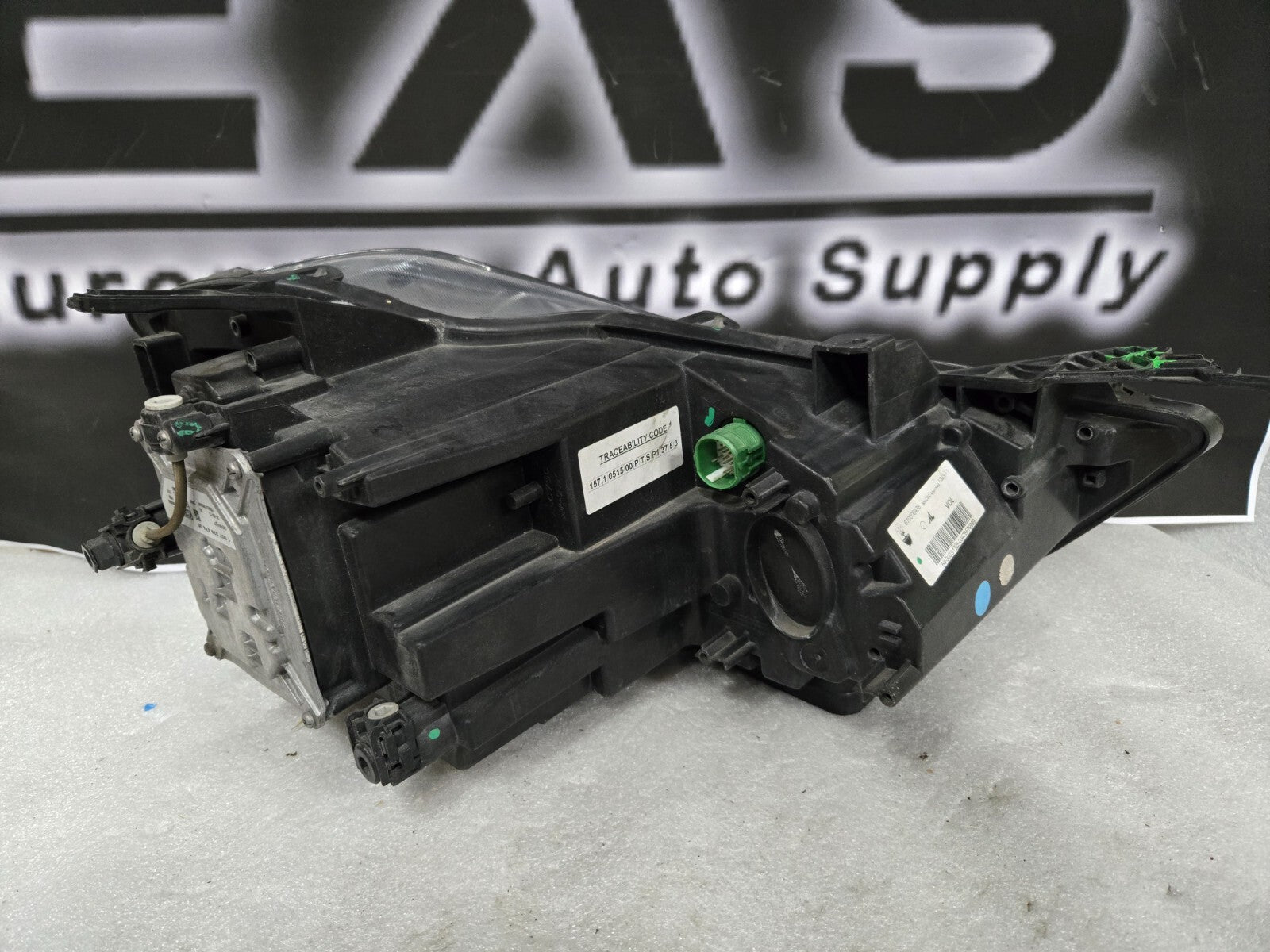 2014-2017 Maserati Ghibli Left LH Driver Xenon HID Headlight OEM 670005476