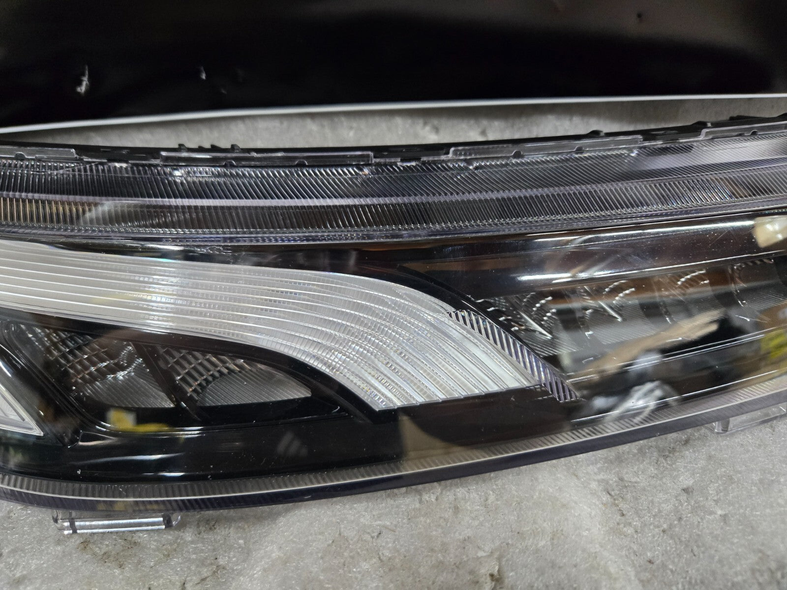 2020-2022 HYUNDAI PALISADE RIGHT RH PASSENGER SIDE LED DAYTIME RUNNING LIGHT OEM