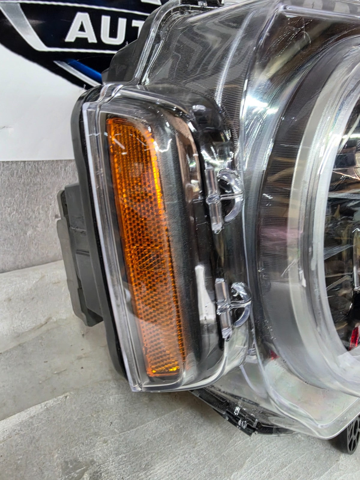 2021-2025 Ford Bronco LED Headlight Right RH W/ Signature OEM P2DB-13E014-AD