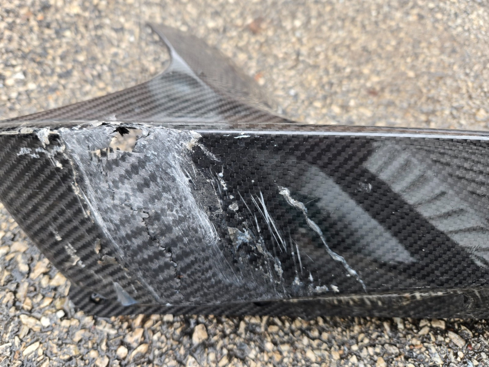 *Damaged* 2018 - 2020 BMW M5 F90 Front Left Right Carbon Fiber Splitter Set OEM