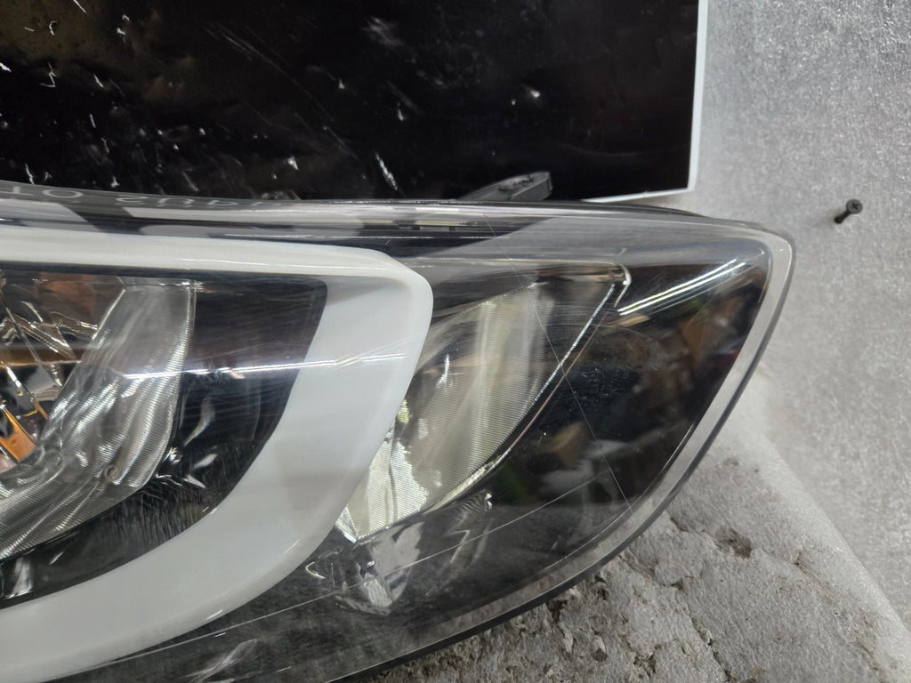 2011 2012 2013 Hyundai Elantra RH Right Passenger Halogen Headlight OEM 92102-3Y