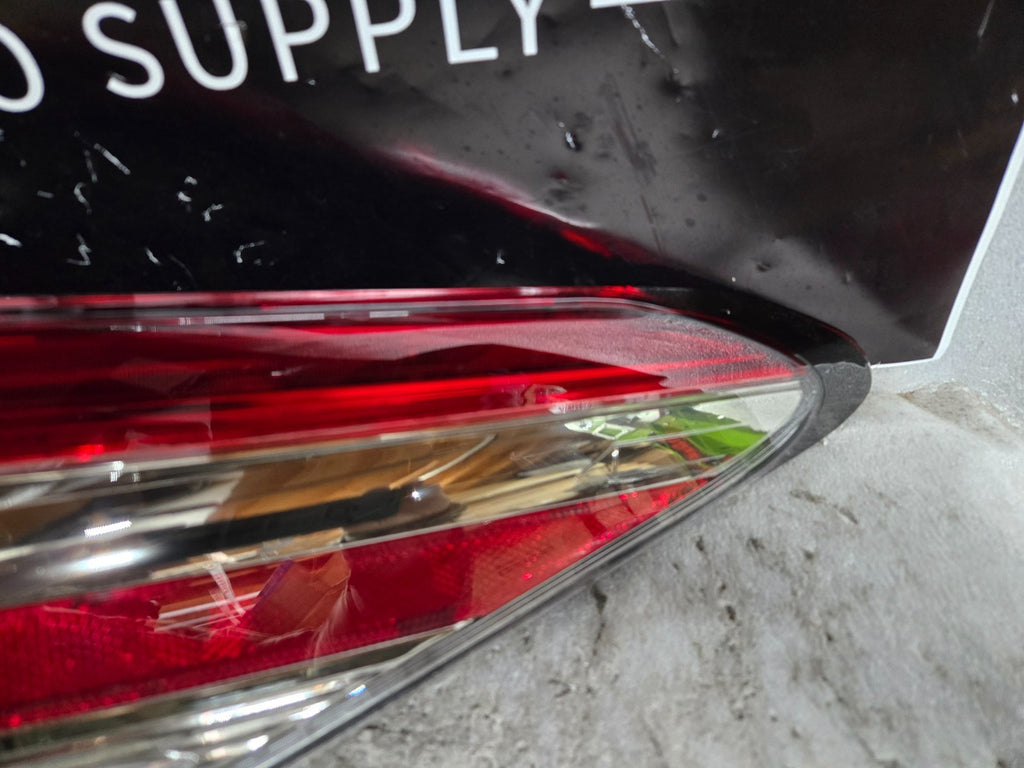 2018-2023 Toyota Camry TRD Rear Right Passenger Outer Tail Light OEM 9TY945281
