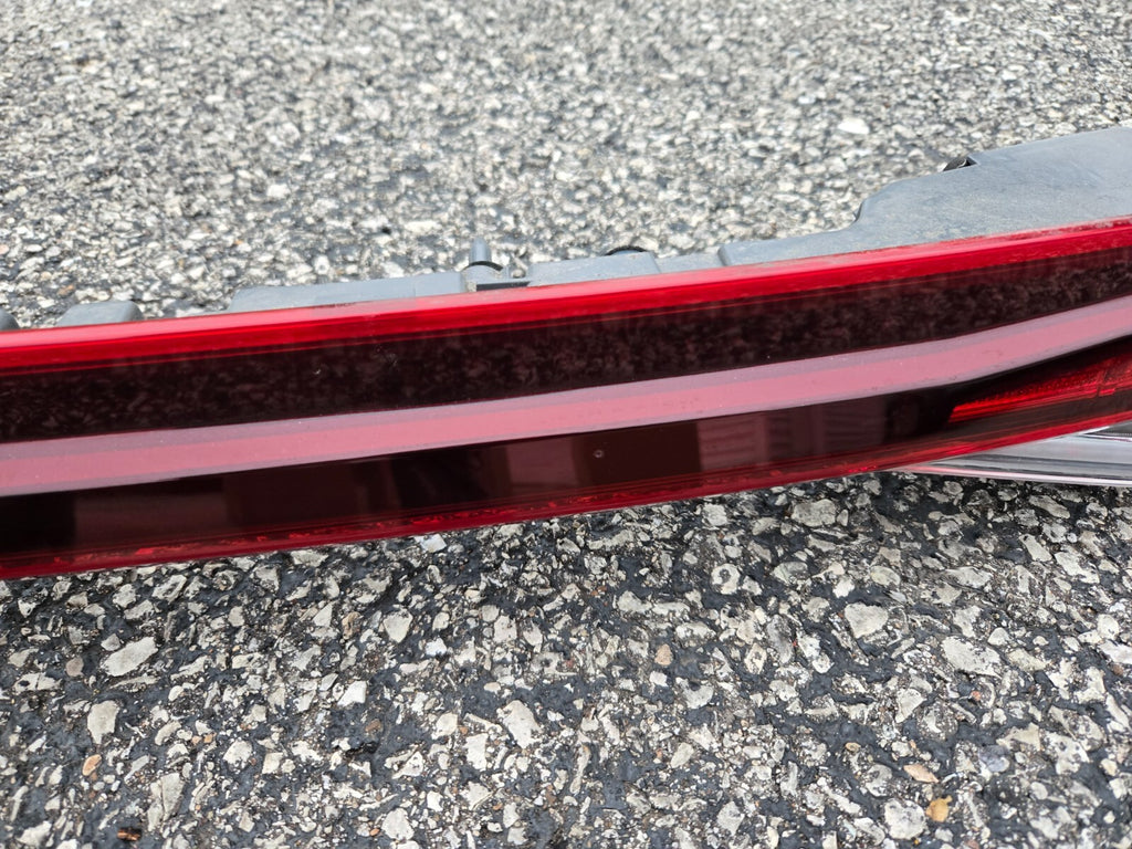 2021 2022 2023 Hyundai Elantra Tail Light Trunk Mounted 92409-AA020 OEM