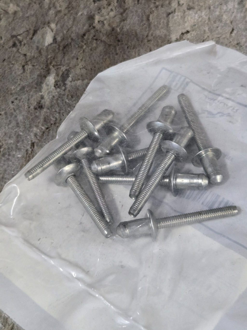 Genuine Land Rover Rivet Pack Of 10 Pcs LR147839
