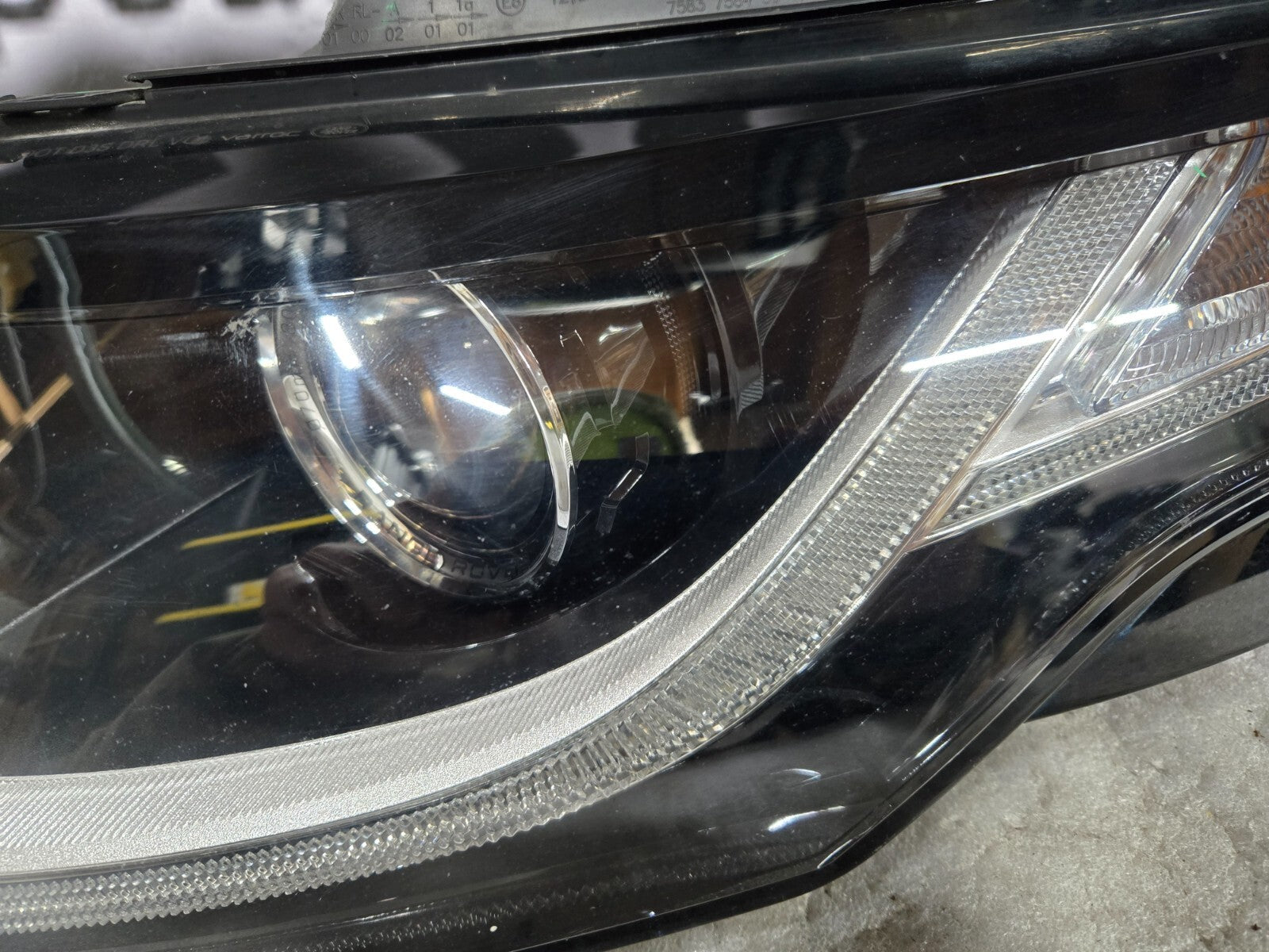 2016-2019 RANGE ROVER EVOQUE LEFT LH DRIVER SIDE HEADLIGHT HID XENON OEM L 