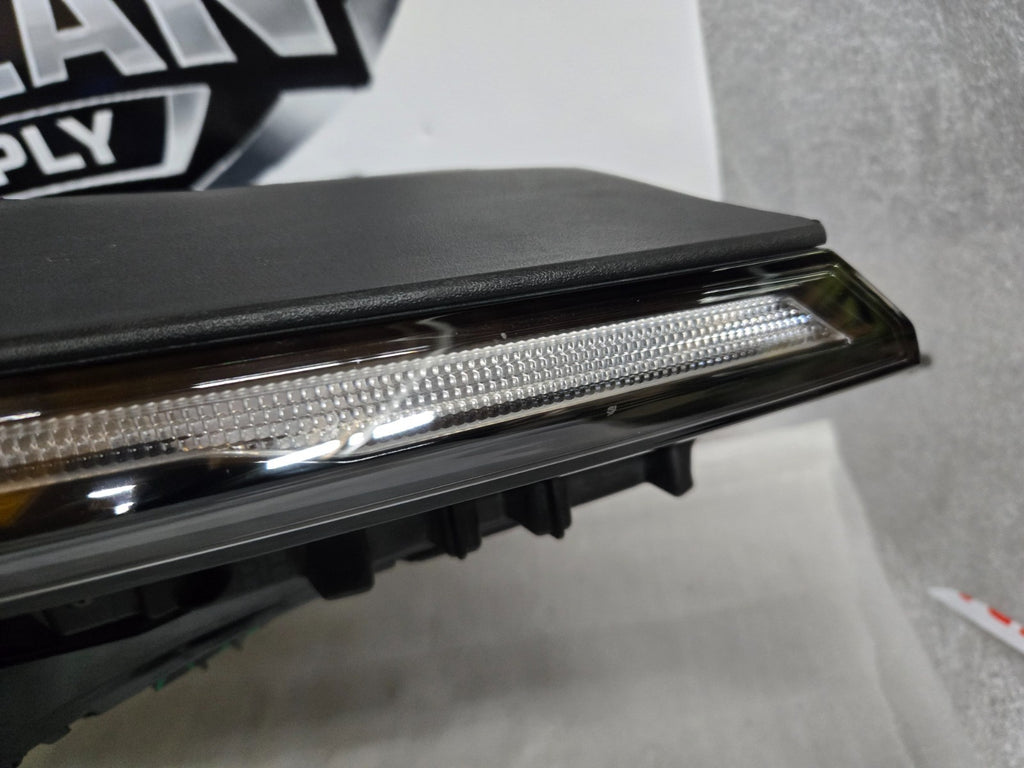 2024 2025 2026 Kia Sorento LED Projector Headlight Right RH OEM 92102-R5600