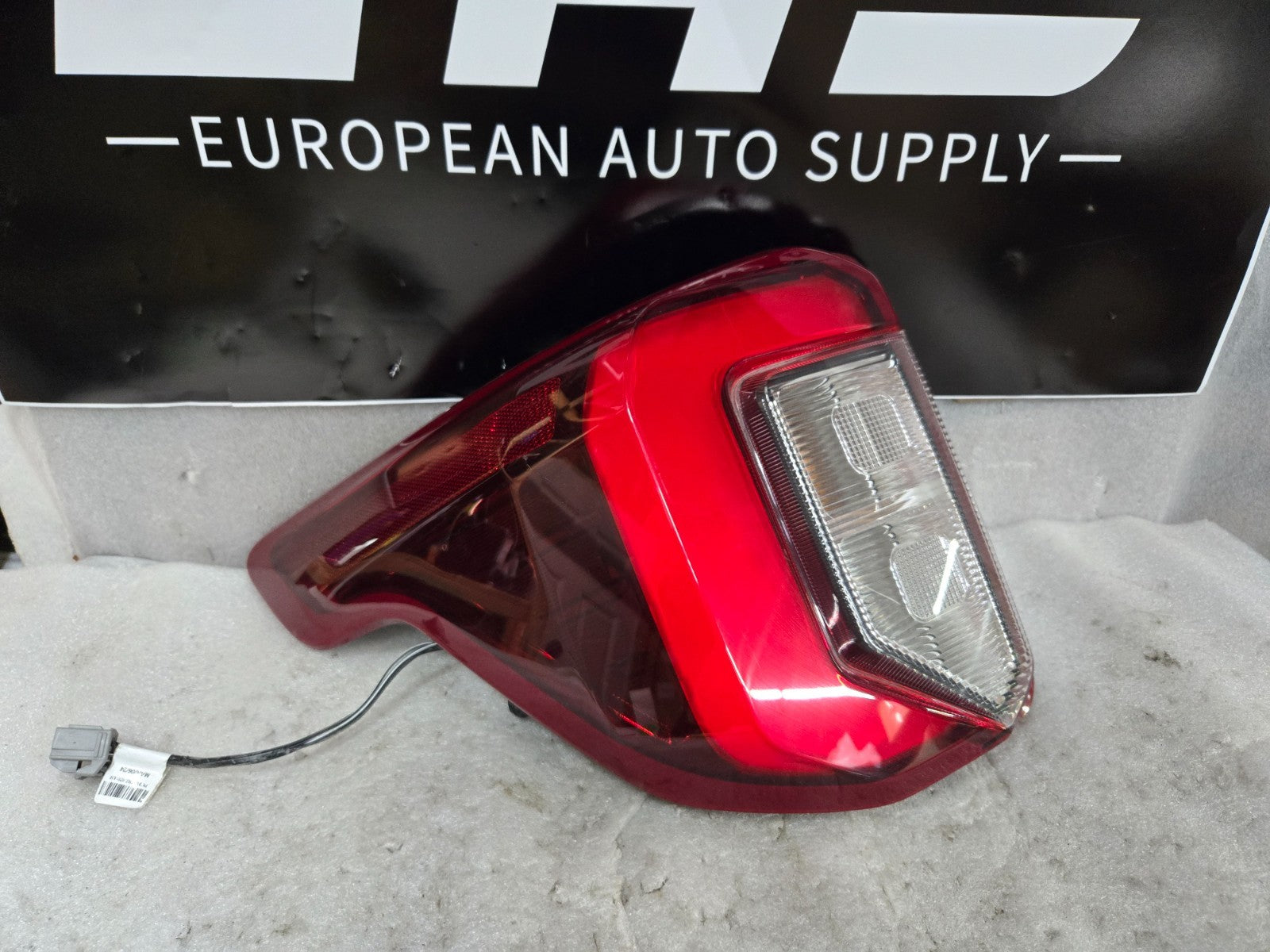 2023 2024 Ford Explorer Sport Halogen W/LED Outer Tail Light Left/Driver LH OEM
