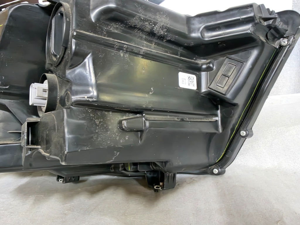 2023-2025 Honda Pilot Left LH Driver LED Headlight Genuine OEM 33150-T90-A01