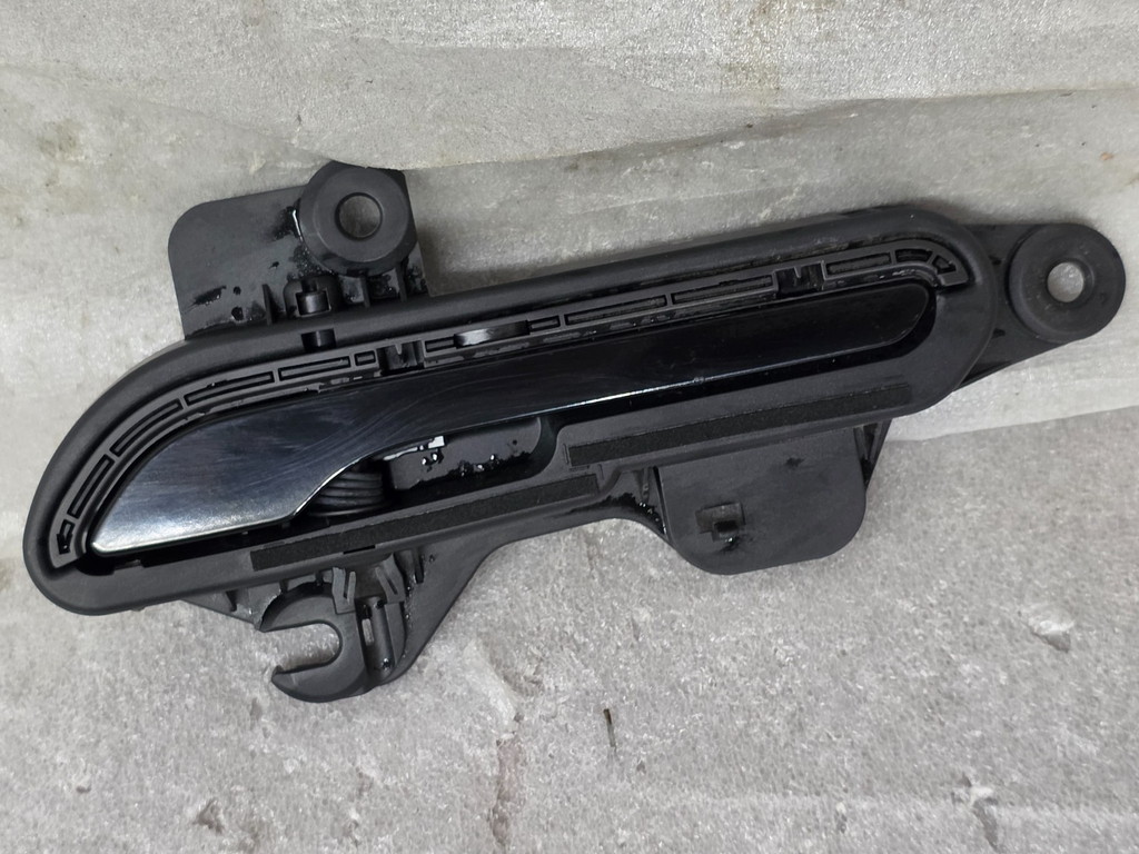20-26 Tesla Model 3 Y Front Rear Left Driver Side Exterior Outer Door Handle OEM
