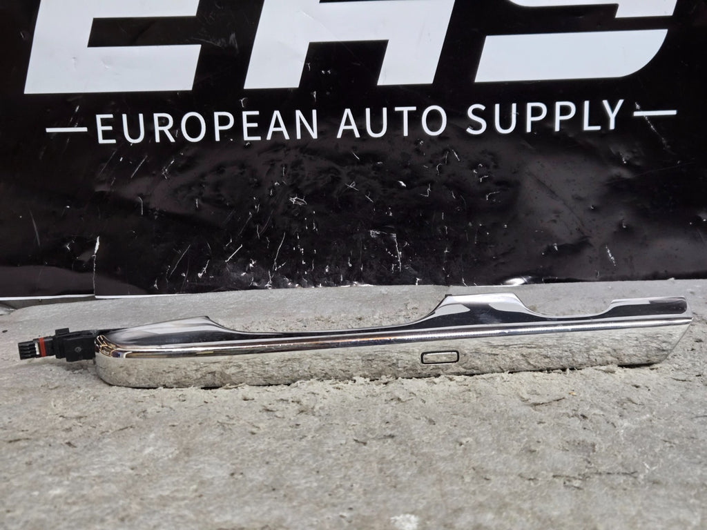 2015-2019 Rolls Royce Wraith Dawn Front Left LH Door Handle 51217348277 OEM RR05