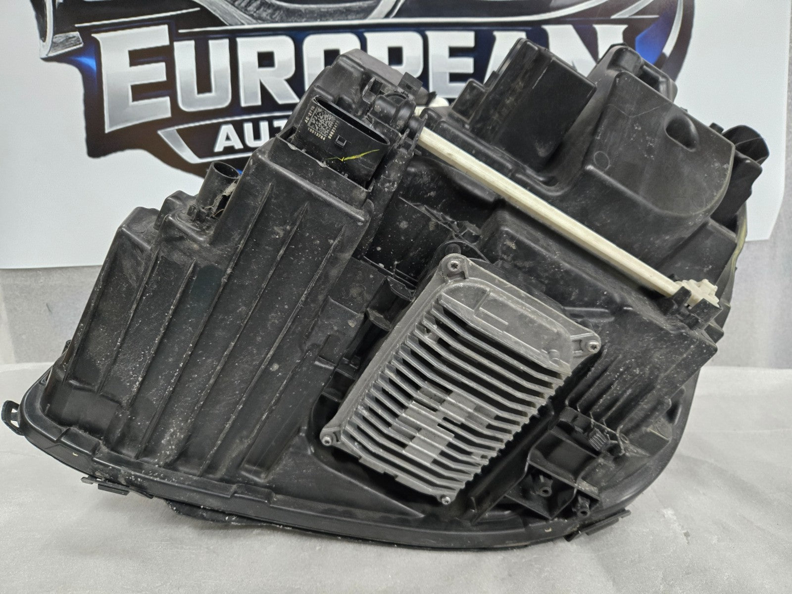 2017-2020 Mercedes W213 E-Class E250 RH Right LED Headlight OEM A2139069403KZ