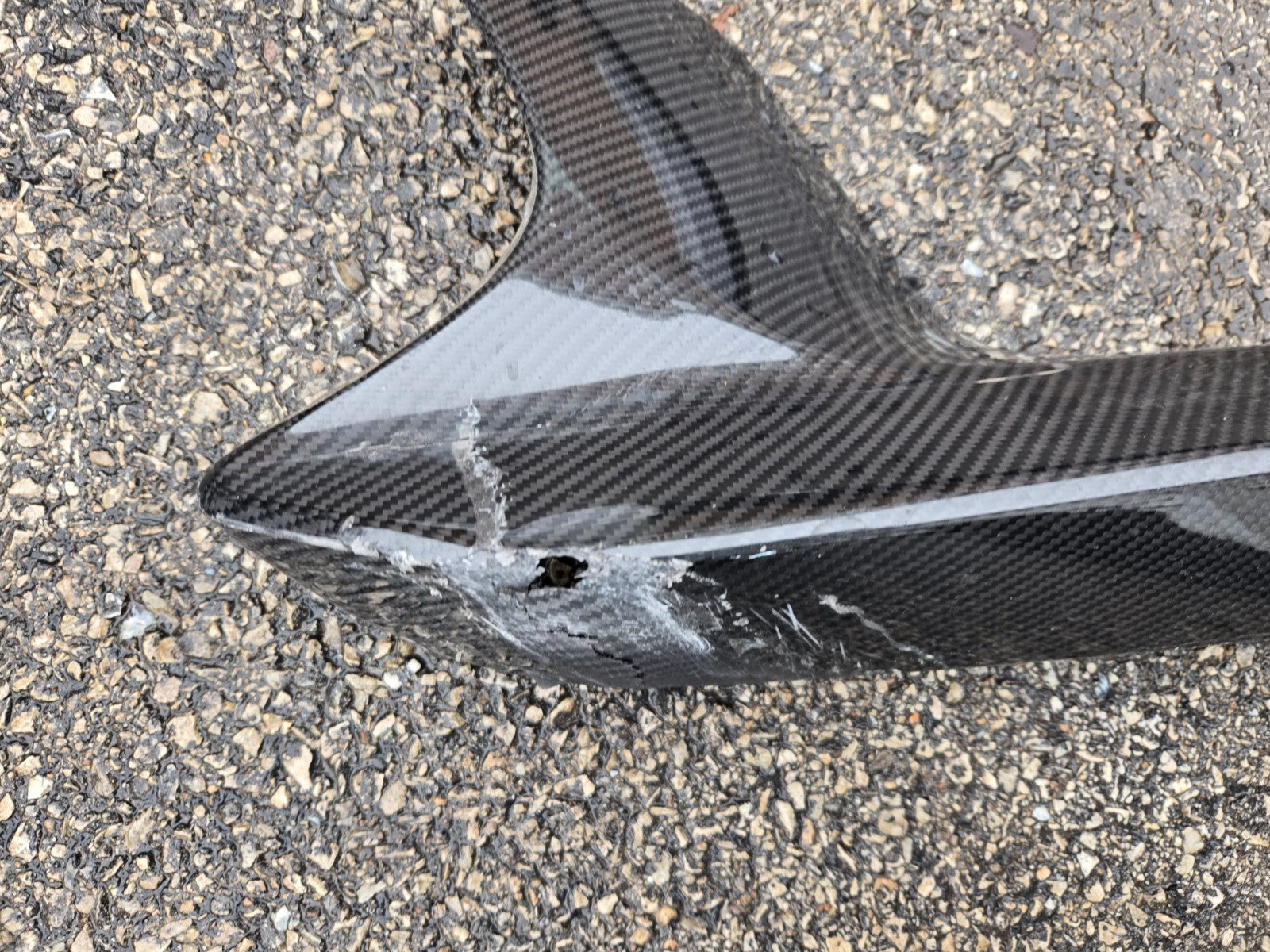 *Damaged* 2018 - 2020 BMW M5 F90 Front Left Right Carbon Fiber Splitter Set OEM