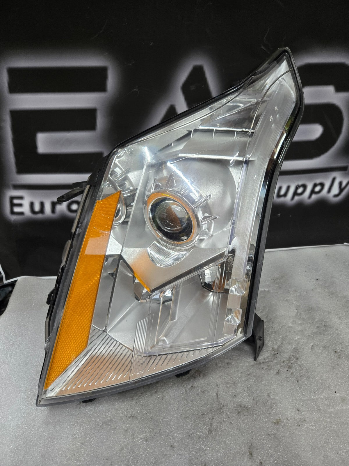 2010-2013 Cadillac SRX Left Driver Side Headlight Halogen 22853872 AFTERMARKET