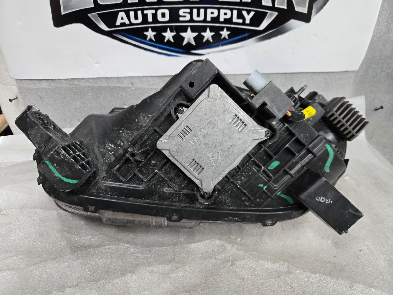 2017-2020 Buick Encore Right Passenger Full LED Headlight OEM 42679381 COMPLETE