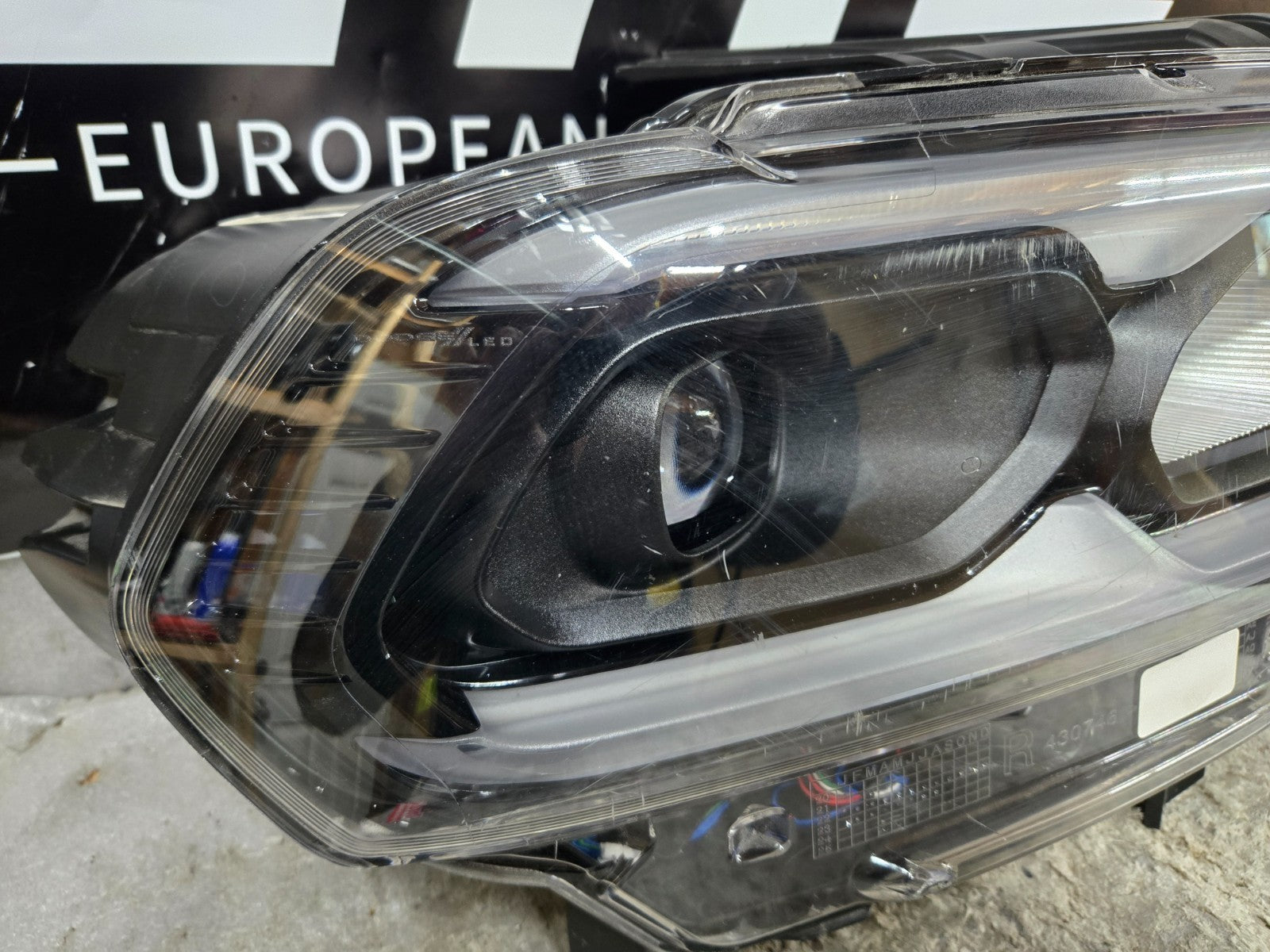 2021-2025 Dodge Durango Premium LED Black Headlight Right Passenger Side OEM