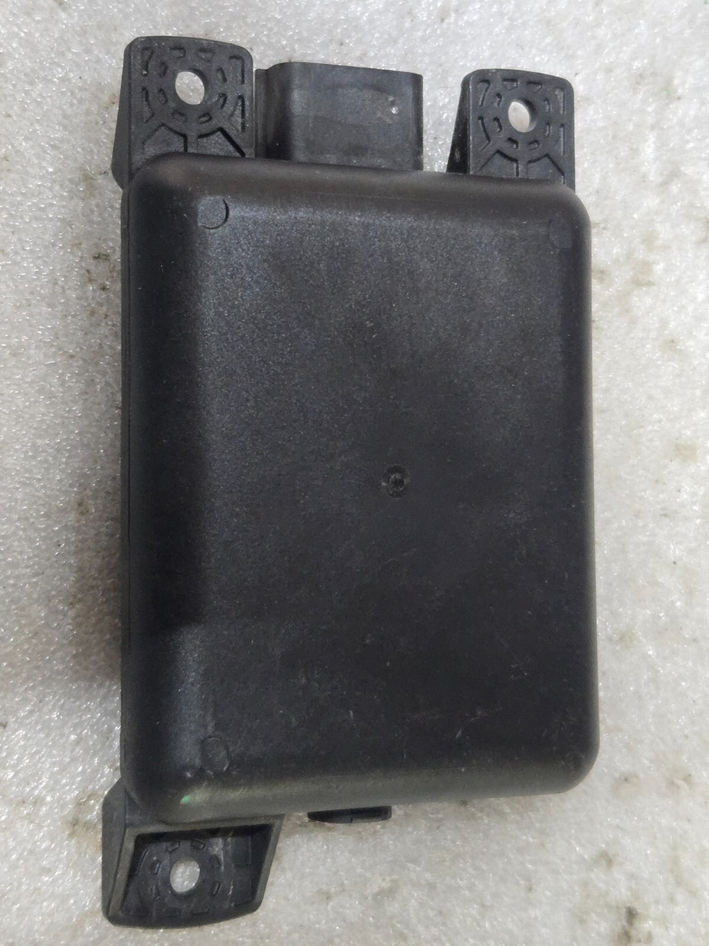 2018 - 2021 Chevrolet Equinox Blind Spot Sensor Left LH Driver Side 84129137 OEM