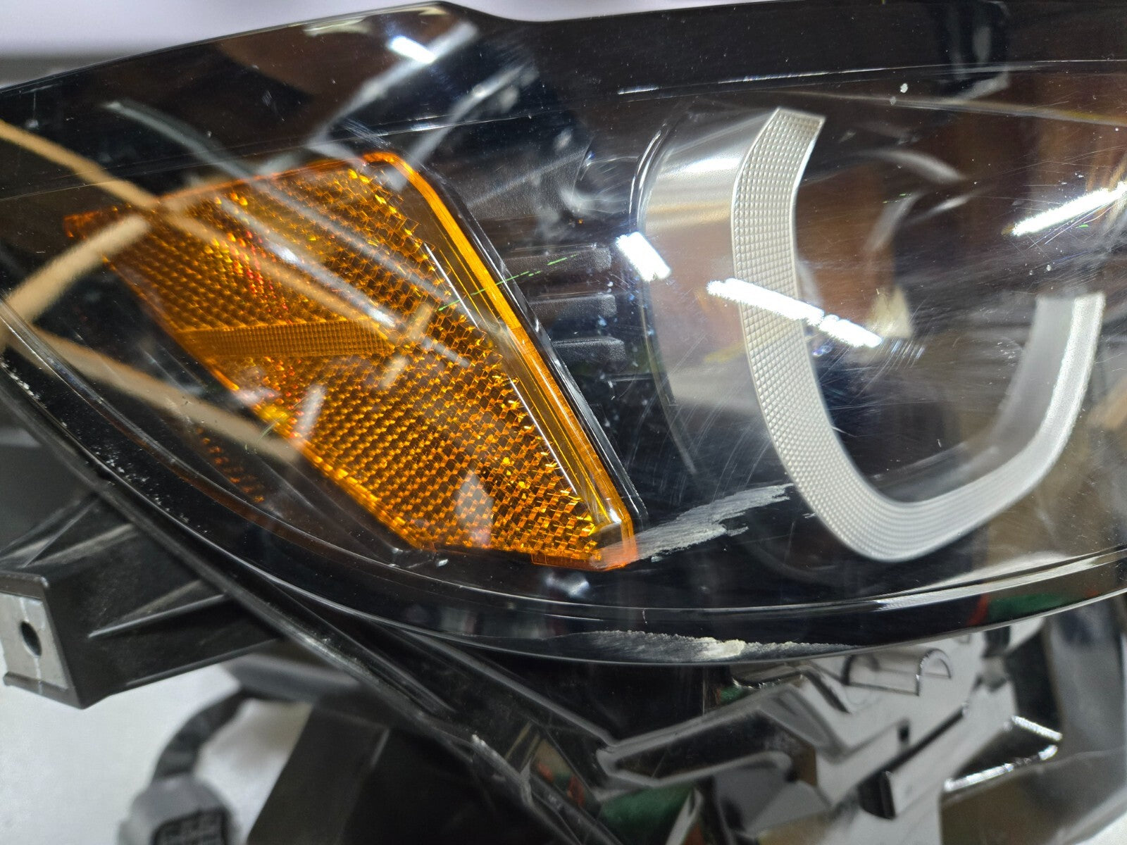 2023-2024 Mazda CX50 CX-50 Right Passenger Side Headlight OEM VA40-51030